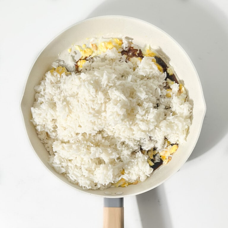 Easy Khao Pad Recipe (Thai fried rice)