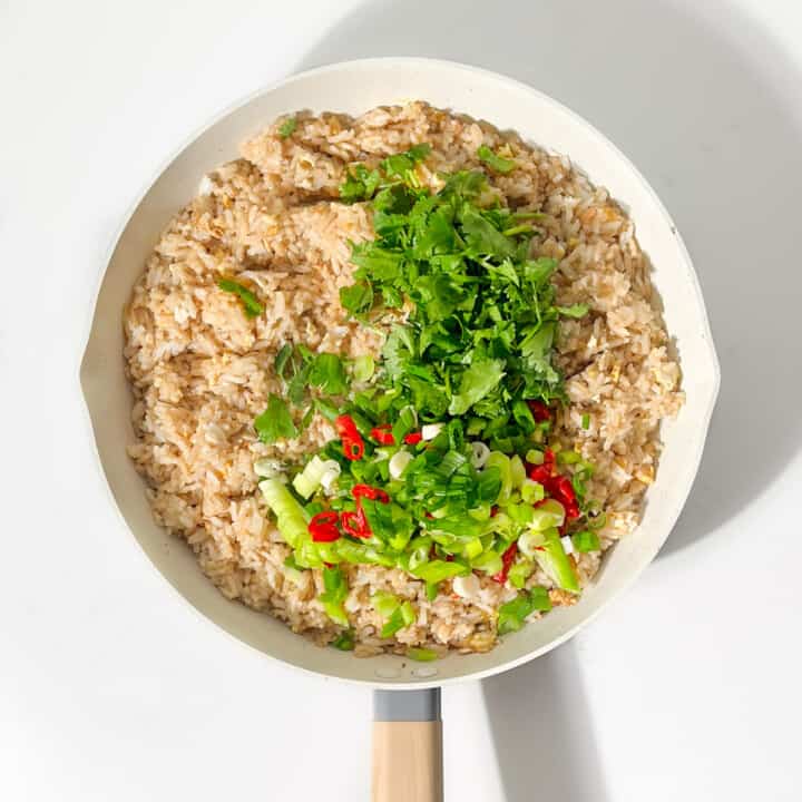 Easy Khao Pad Recipe (Thai fried rice)